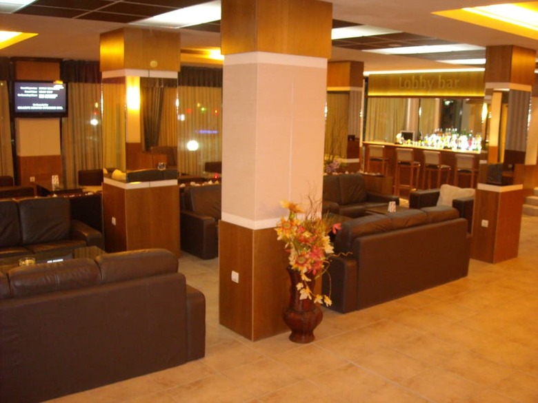 Aparthotel Studio With Balcony & Pool View