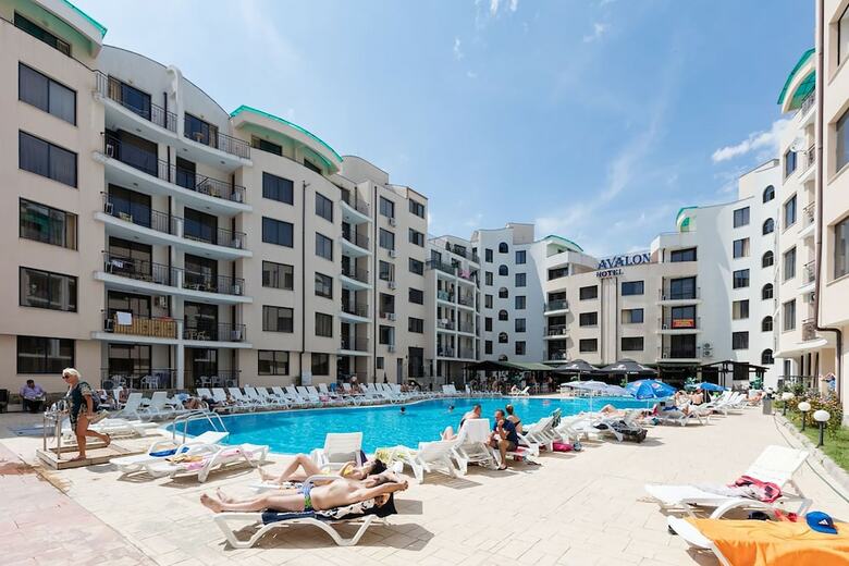 Aparthotel Studio With Balcony & Pool View