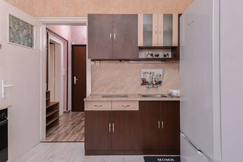 Fm Deluxe 2-bdr Apartment - Rakovski Street