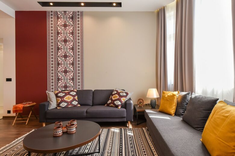 Fm Premium Luxury 3-bdr Apartment - Traditional And Modernity