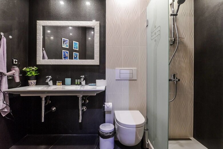 Fm Deluxe 2-bdr Apartment With Terrace - Tsar Simeon Str.