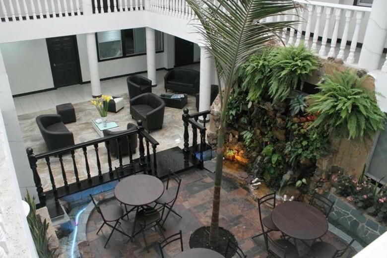 Hotel Ejecutivo Av. La Esperanza