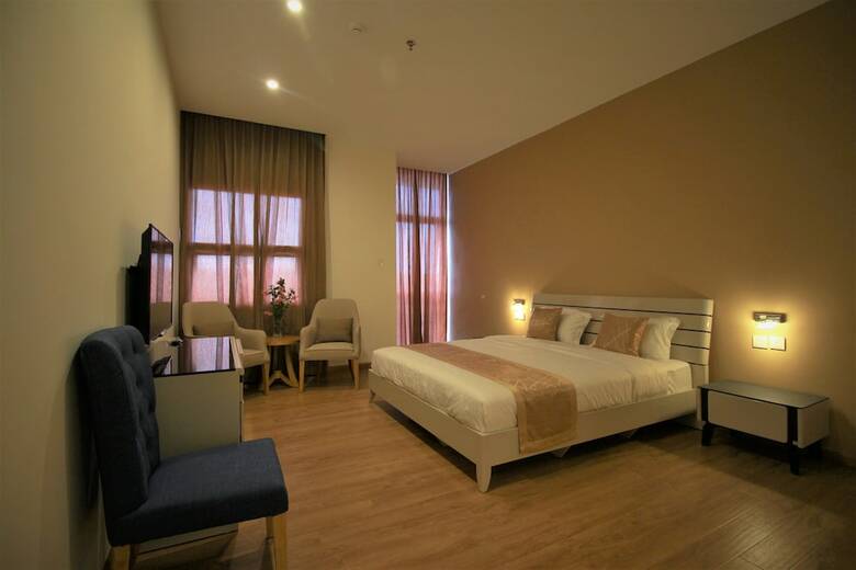 Wafa Hotel & Apartment