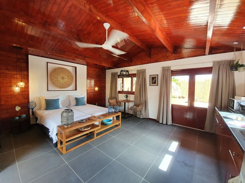 Hotel Bamboo Bonaire Boutique Resort