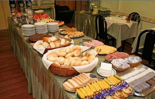 Hotel Plaza Apolo