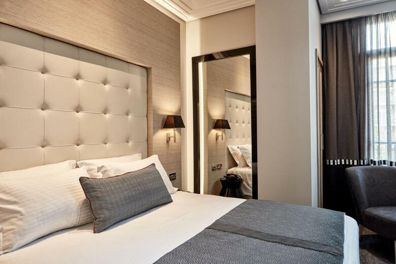 Antigon Urban Chic Hotel