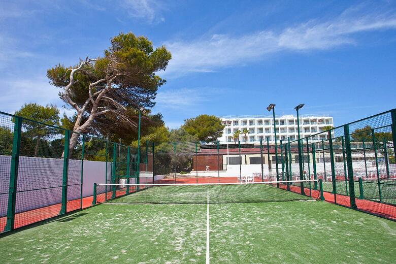 Apartamentos Mestral Llebeig