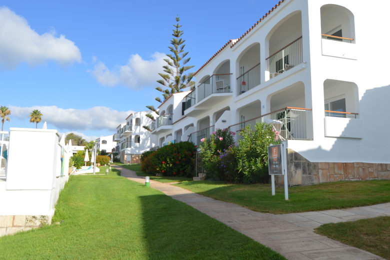 Apartamentos Mestral Llebeig