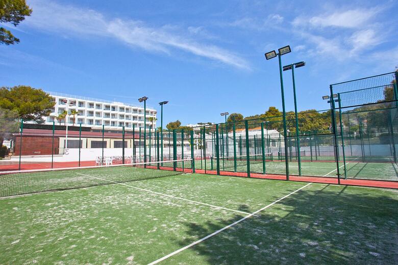 Apartamentos Mestral Llebeig