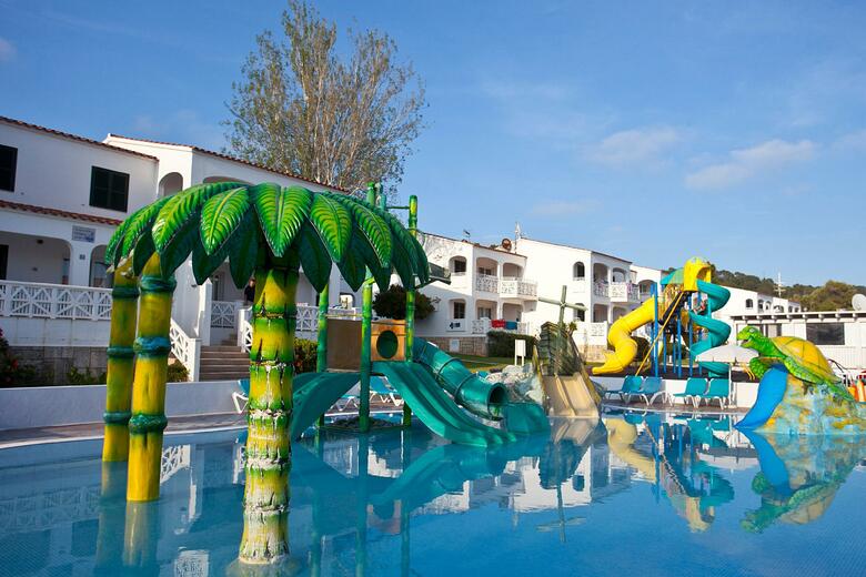 Apartamentos Mestral Llebeig