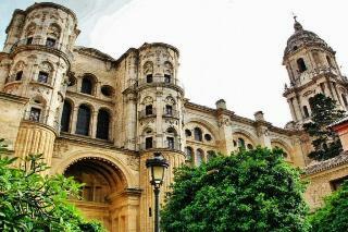 Apartment In Malaga - 104594