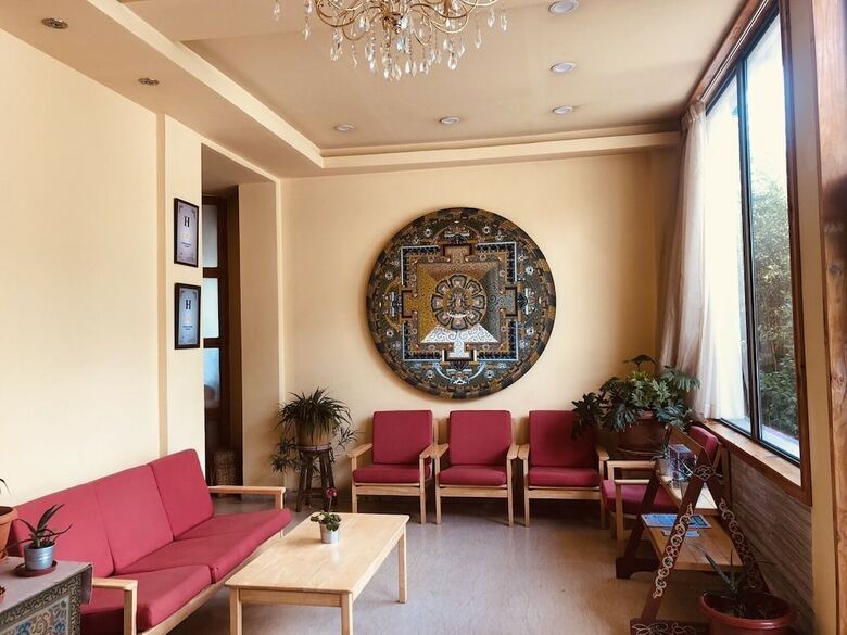 Hotel Bhutan Suites