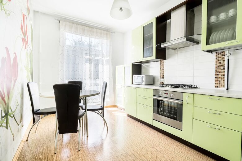 Aparthotel Luxury Apartment On Komunisticheskaya 3