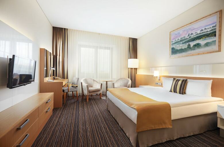 Victoria Hotel And Spa