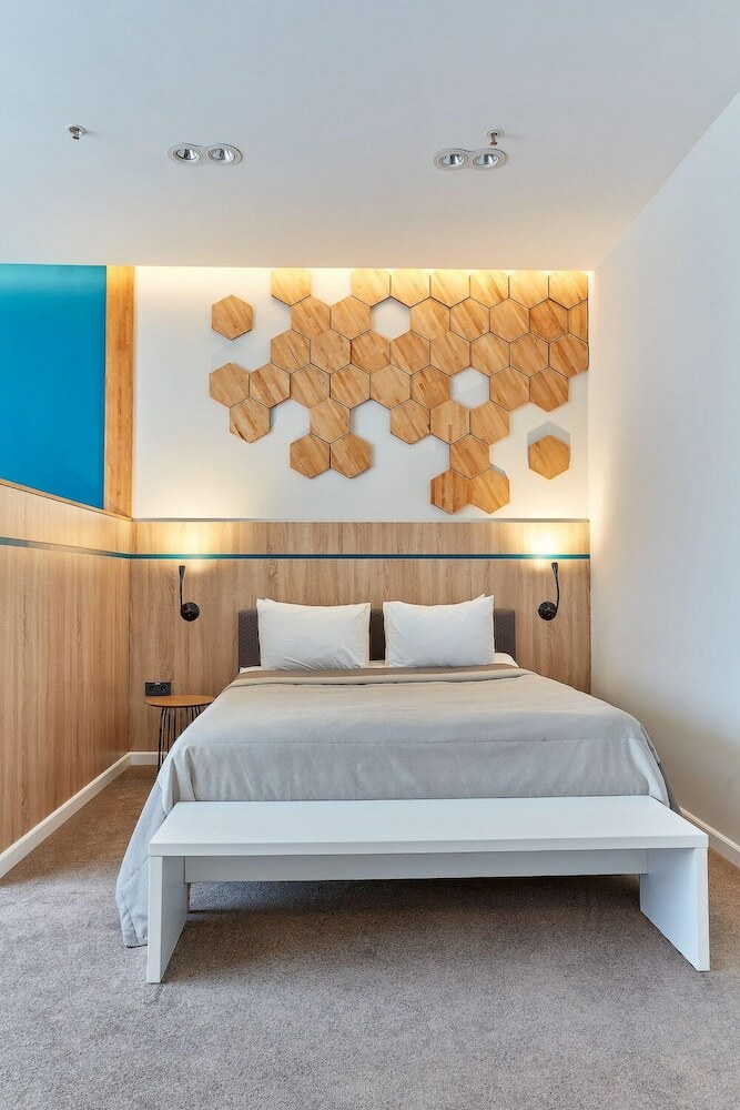 Aqua-minsk Hotel Plus