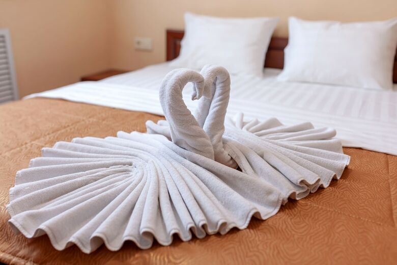 City Hotel