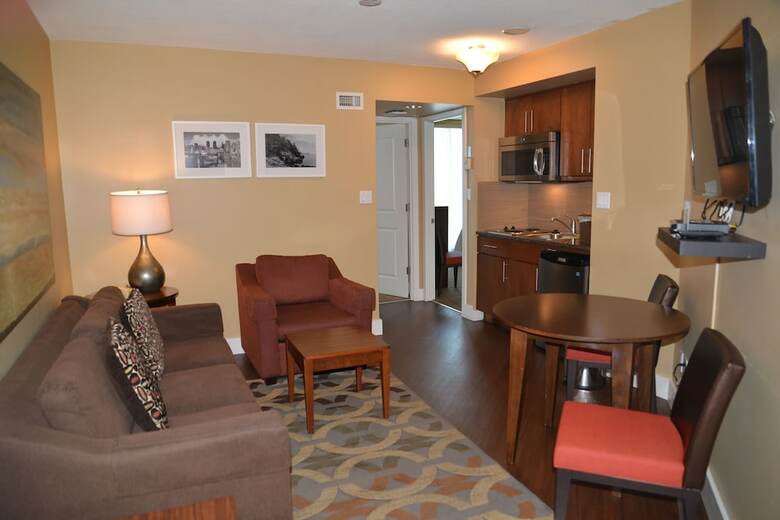 Rosedale Condominiums