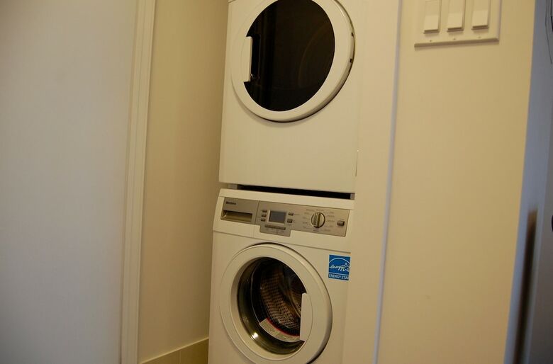 Shops At Don Mills Furnished Apartments