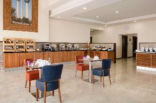 Hotel Ramada Encore Kuwait Downtown