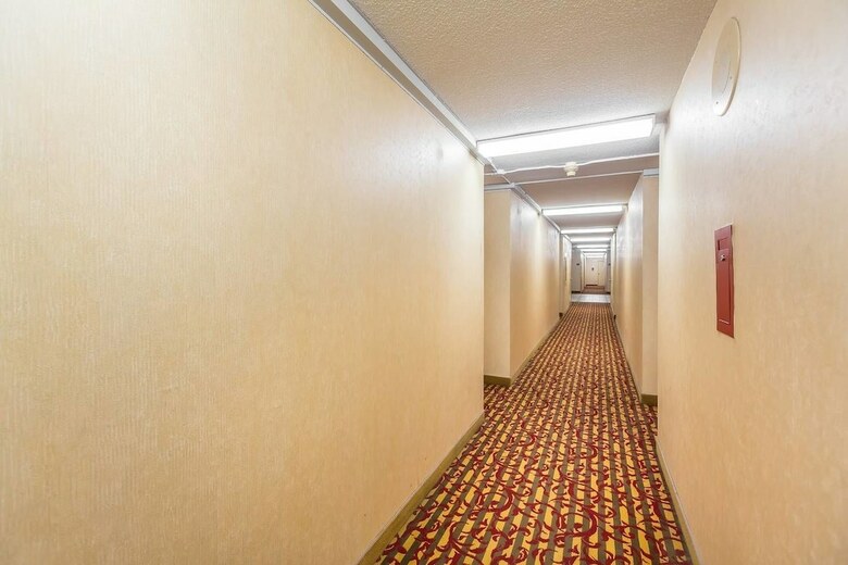 Spacious 1 Br Apartment Of Downtown Toronto II