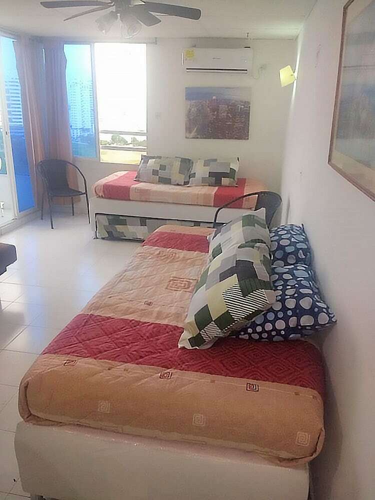 Apartamentos Home Basic - El Laguito