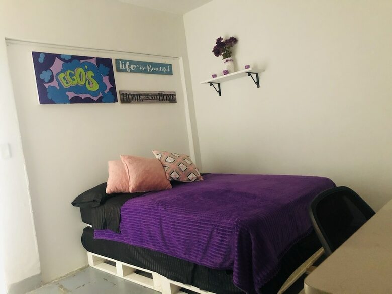 Hostal Ego's Pop