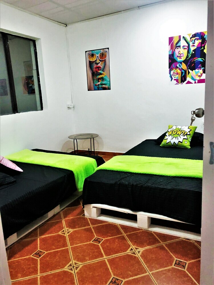 Hostal Ego's Pop