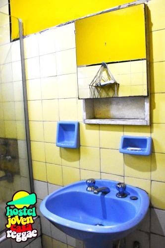 Hostal Young Reggae Hostel
