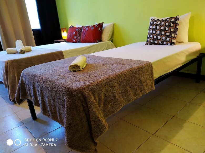 Hostal Praiadise Hostel