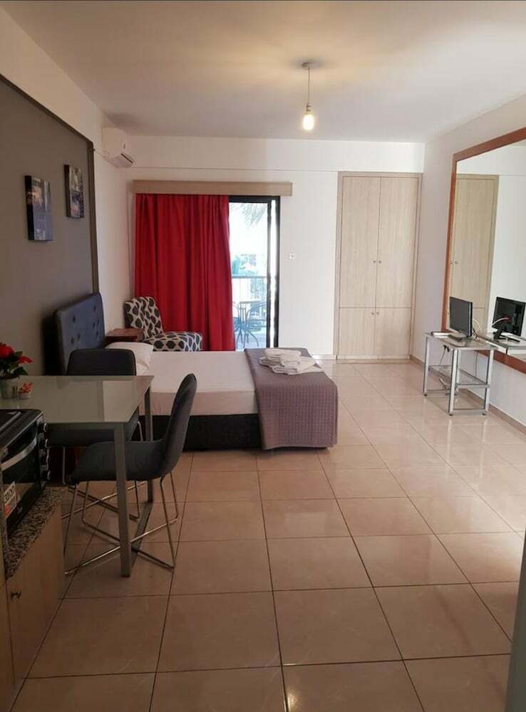 Valentina Apartments