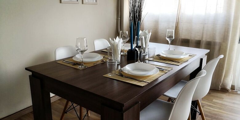 The Bridge-house Apartment