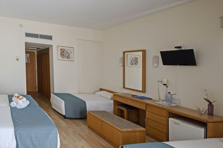 Kissos Hotel