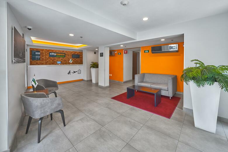 Hotel City Express Junior Cdmx Sullivan
