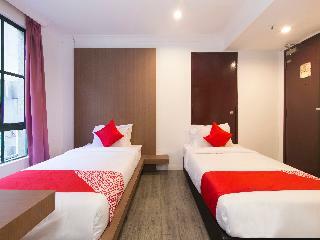 Oyo 1045 Azimuthhotel