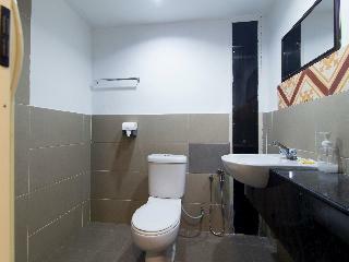 Oyo 1045 Azimuthhotel