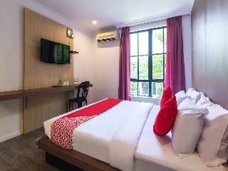 Oyo 1045 Azimuthhotel