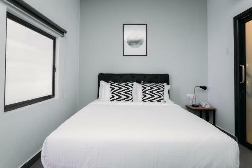 B Lot Hotel