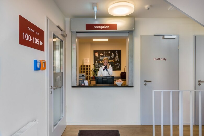 Aparthotel Signature East Hotel Apartment