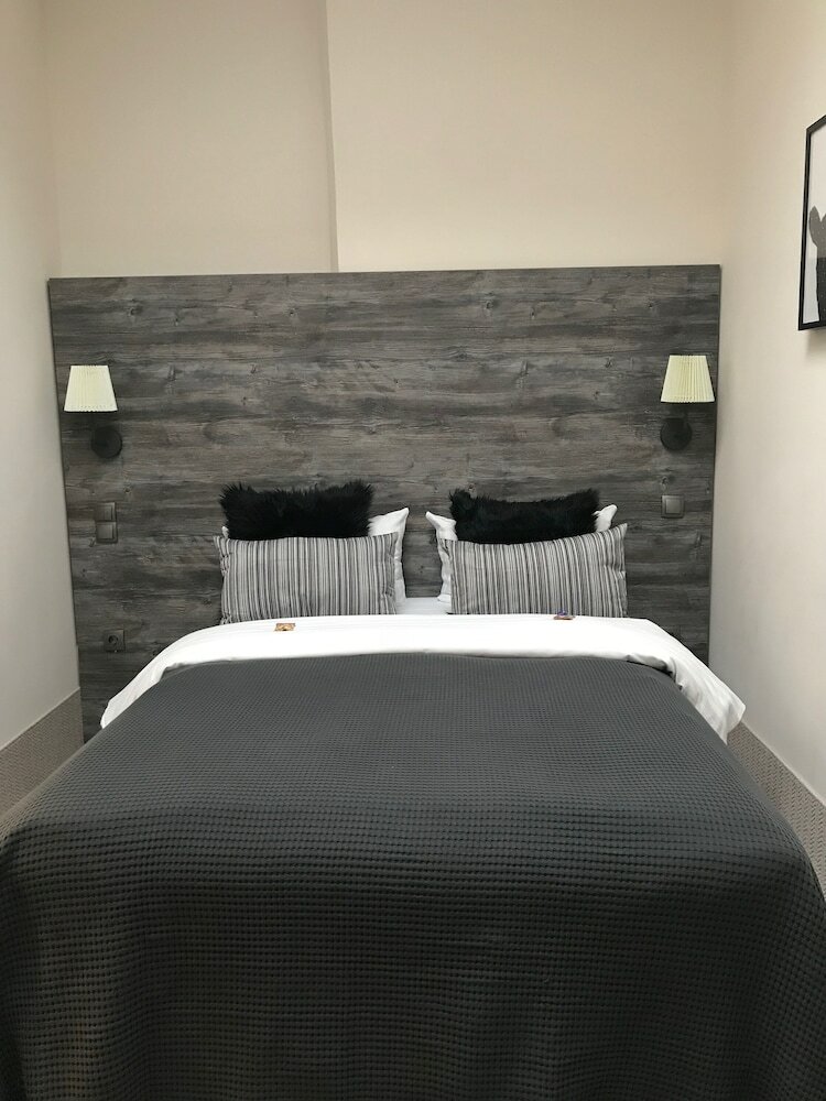 Hamburg Room