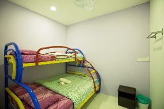 Resort Hostel In City
