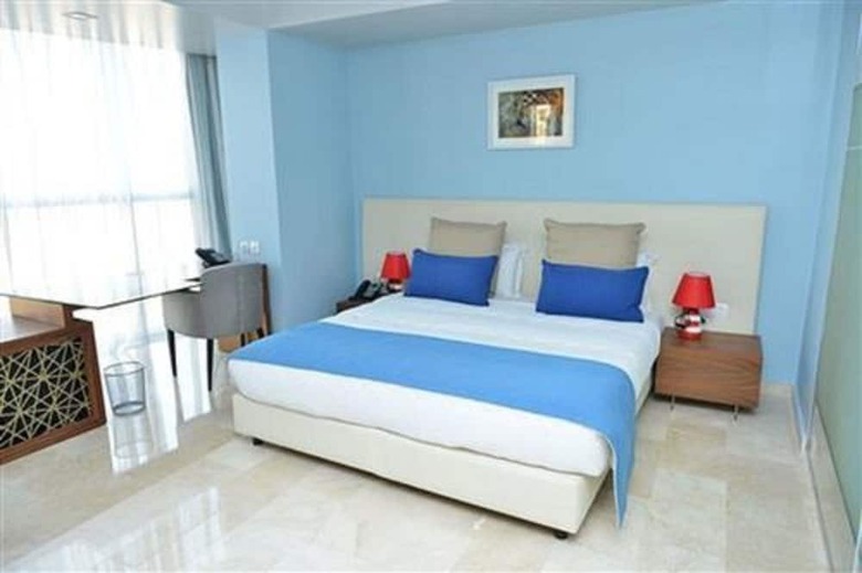 Hotel Adef