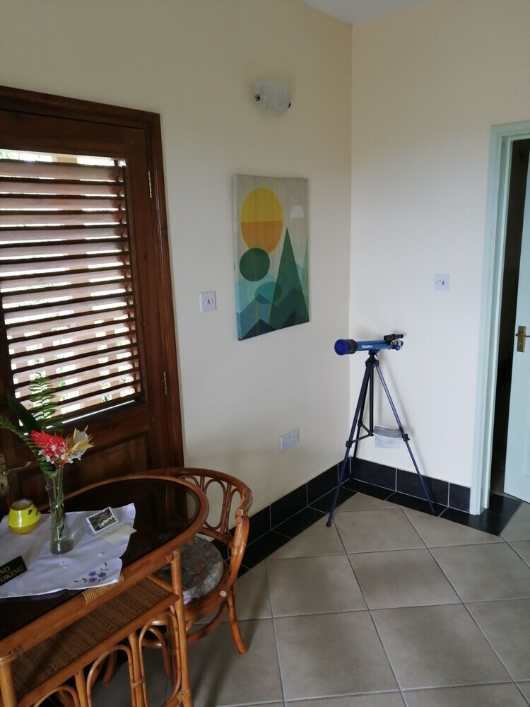 Trois Pitons Apartments