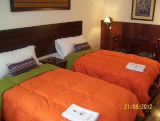 Hotel L'baron Jockey Plaza Mall