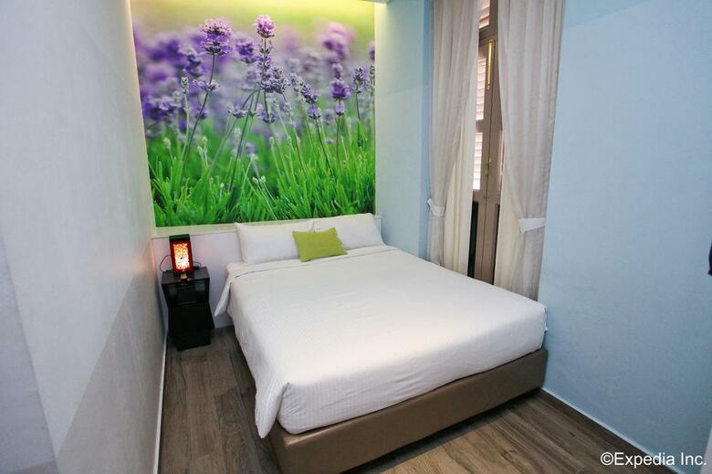 J8 Hotel