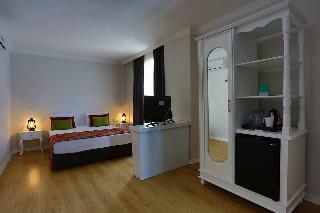 Azuu Boutique Hotel