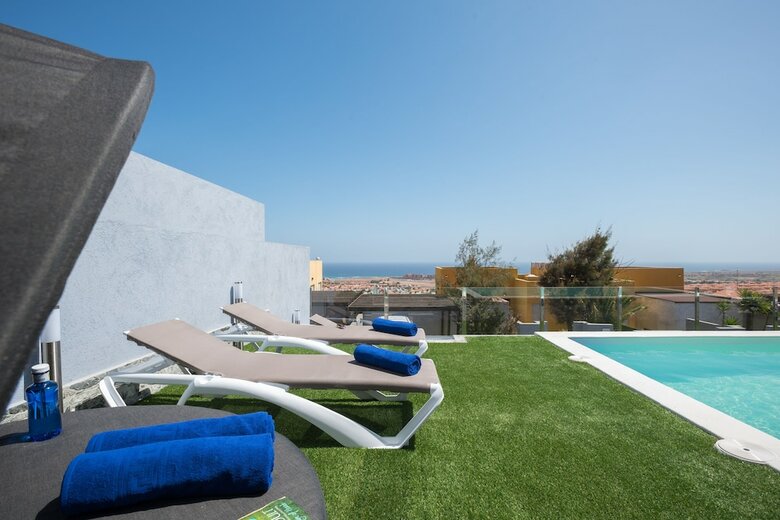 Villa Andrea, Ocean View, Heated Pool
