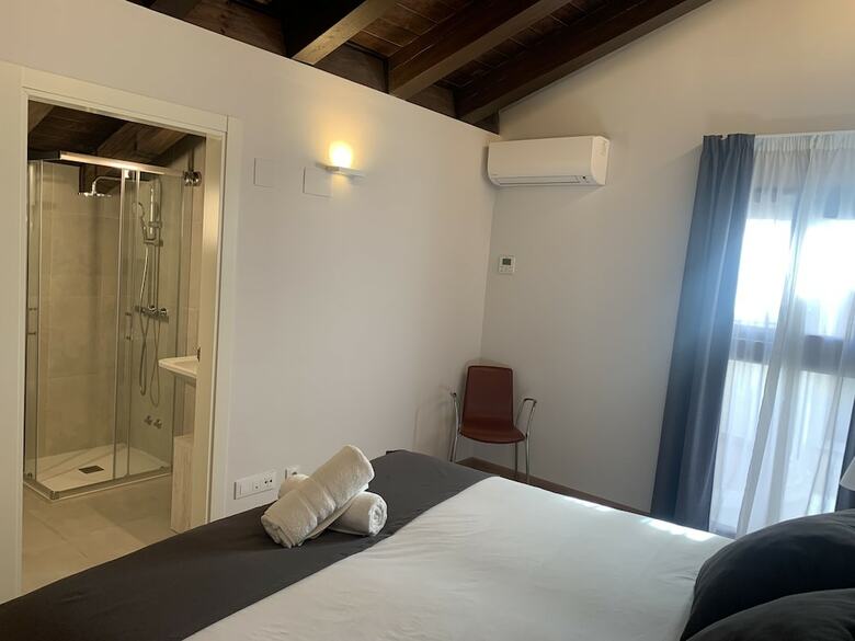 Apartamentos Old Town Flats Casa Burguerini