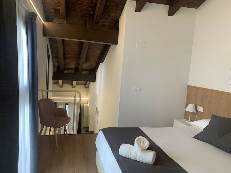 Apartamentos Old Town Flats Casa Burguerini