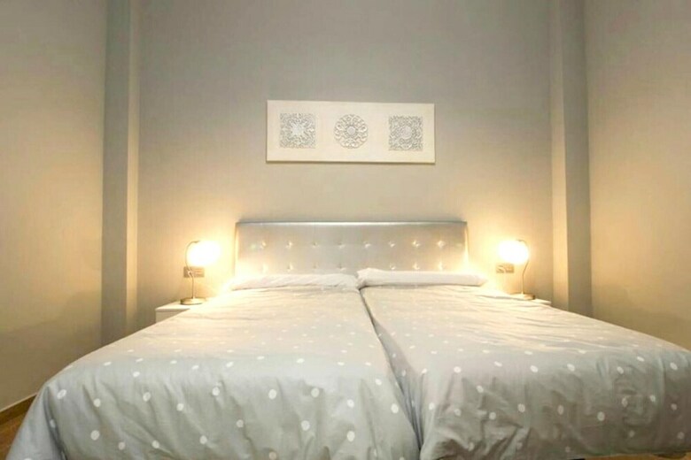 Apartment With One Bedroom In Sevilla, With Wifi