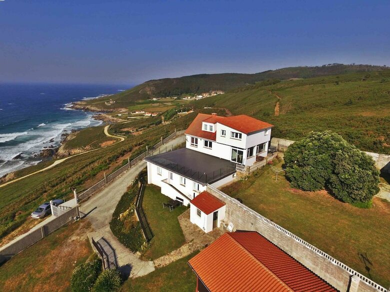 Casa De Arnela